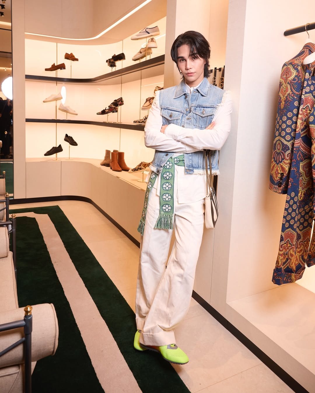 เจฟ - วรกมล ซาเตอร์
