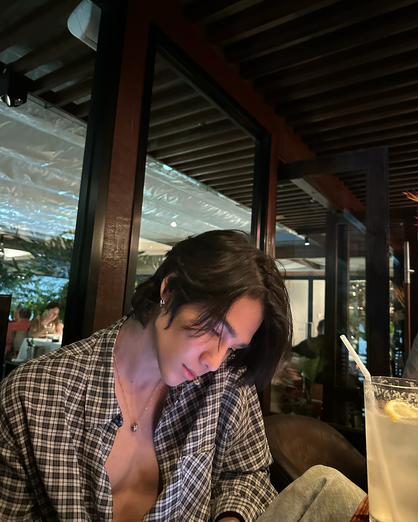 เจฟ - วรกมล ซาเตอร์