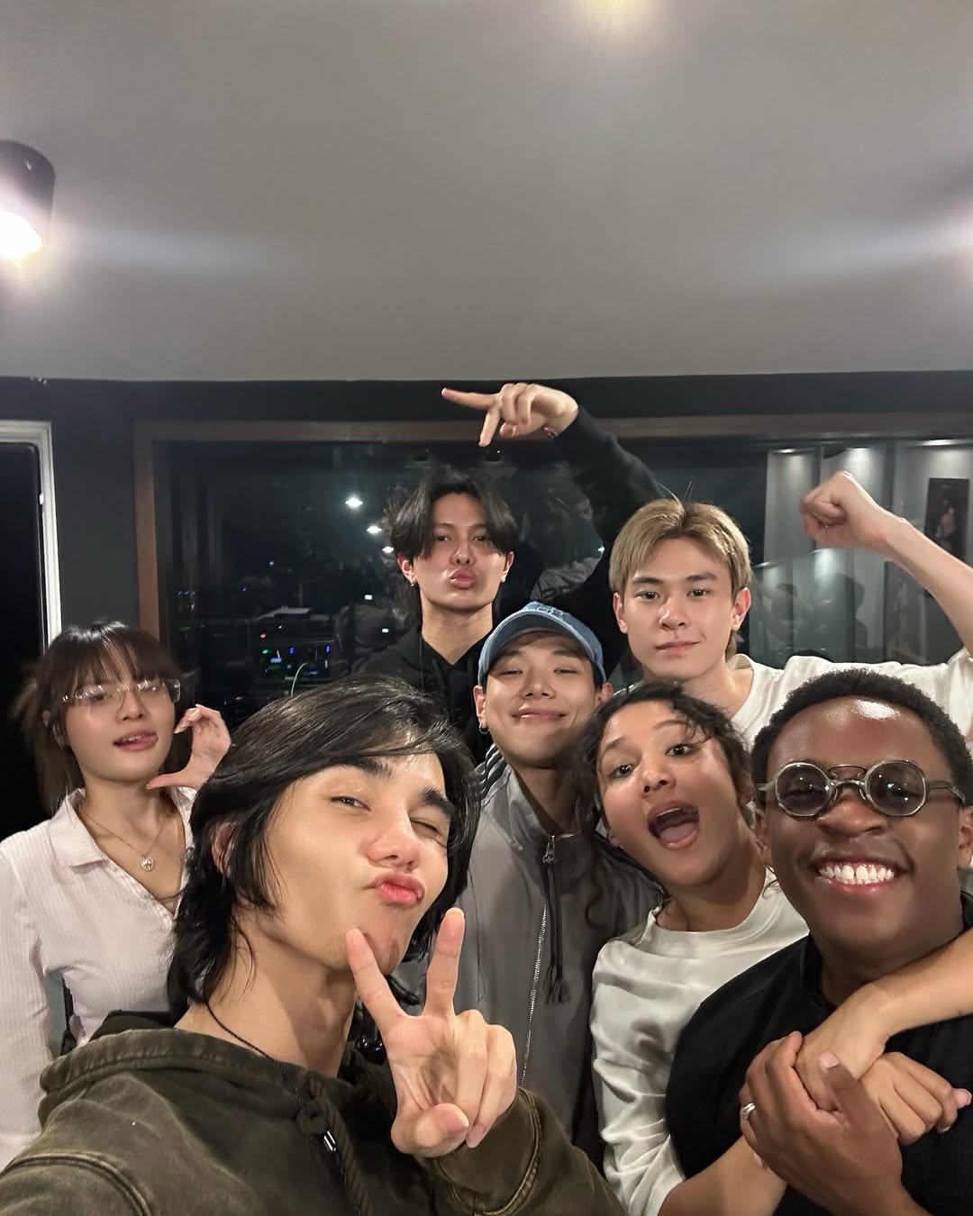 เจฟ - วรกมล ซาเตอร์