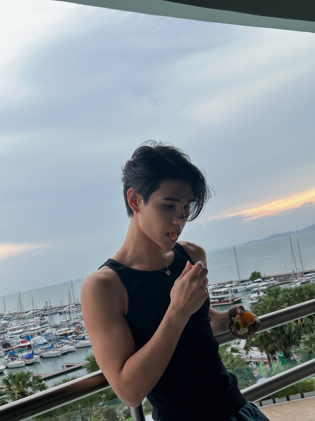 เจฟ - วรกมล ซาเตอร์