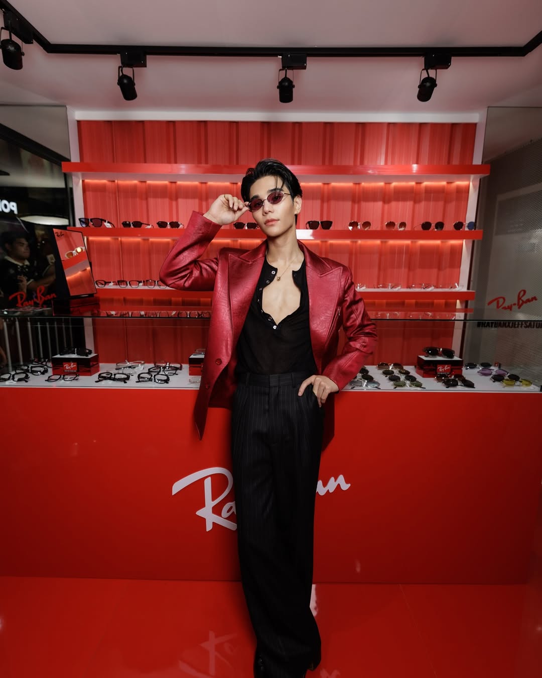 เจฟ - วรกมล ซาเตอร์