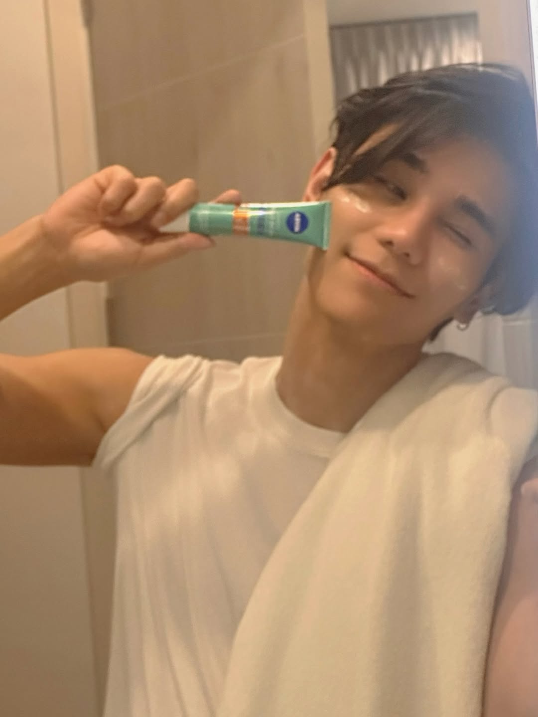 เจฟ - วรกมล ซาเตอร์