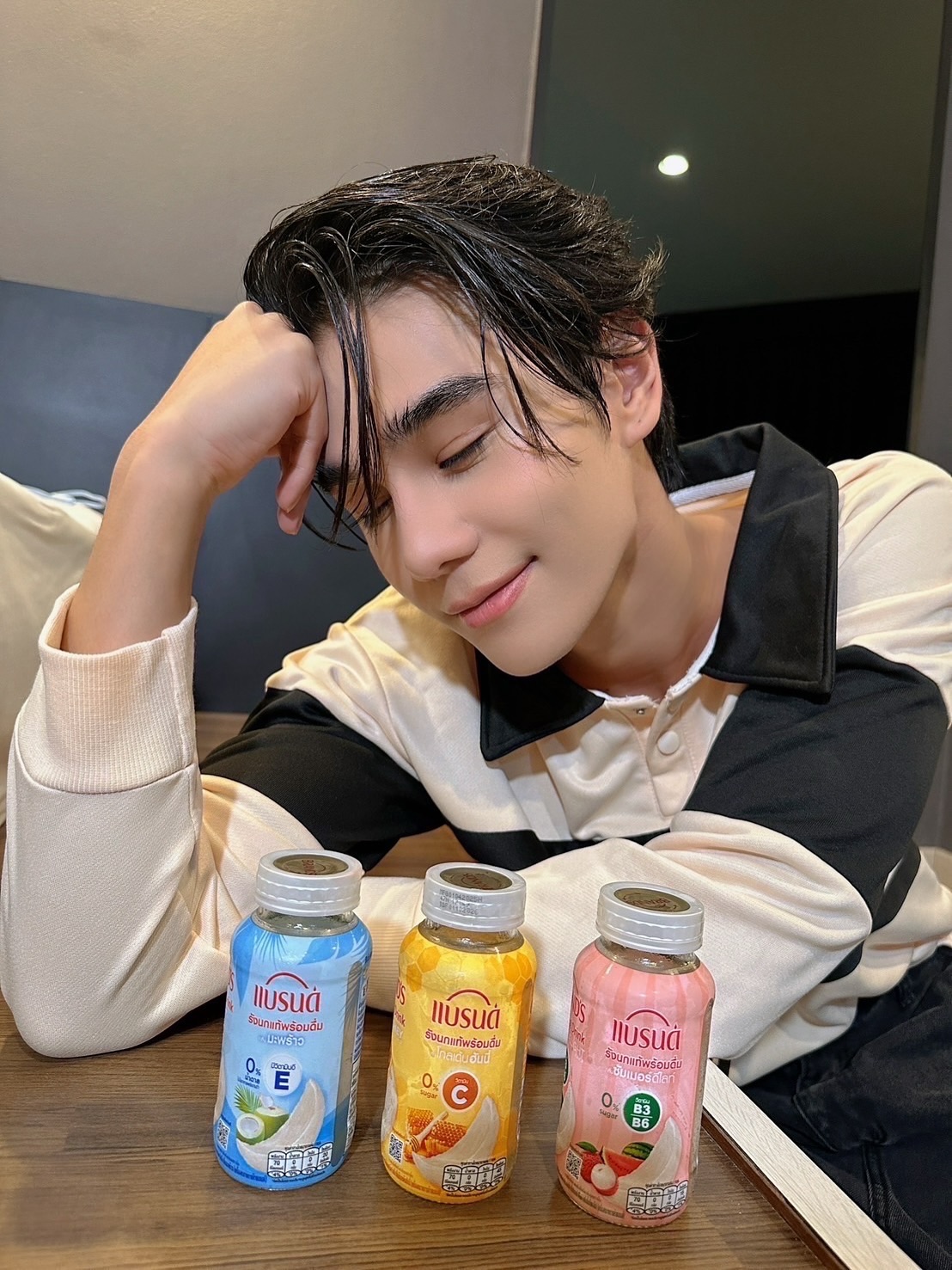 เจฟ - วรกมล ซาเตอร์