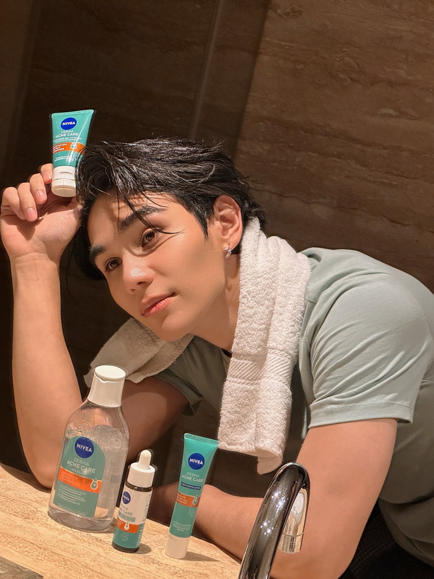 เจฟ - วรกมล ซาเตอร์