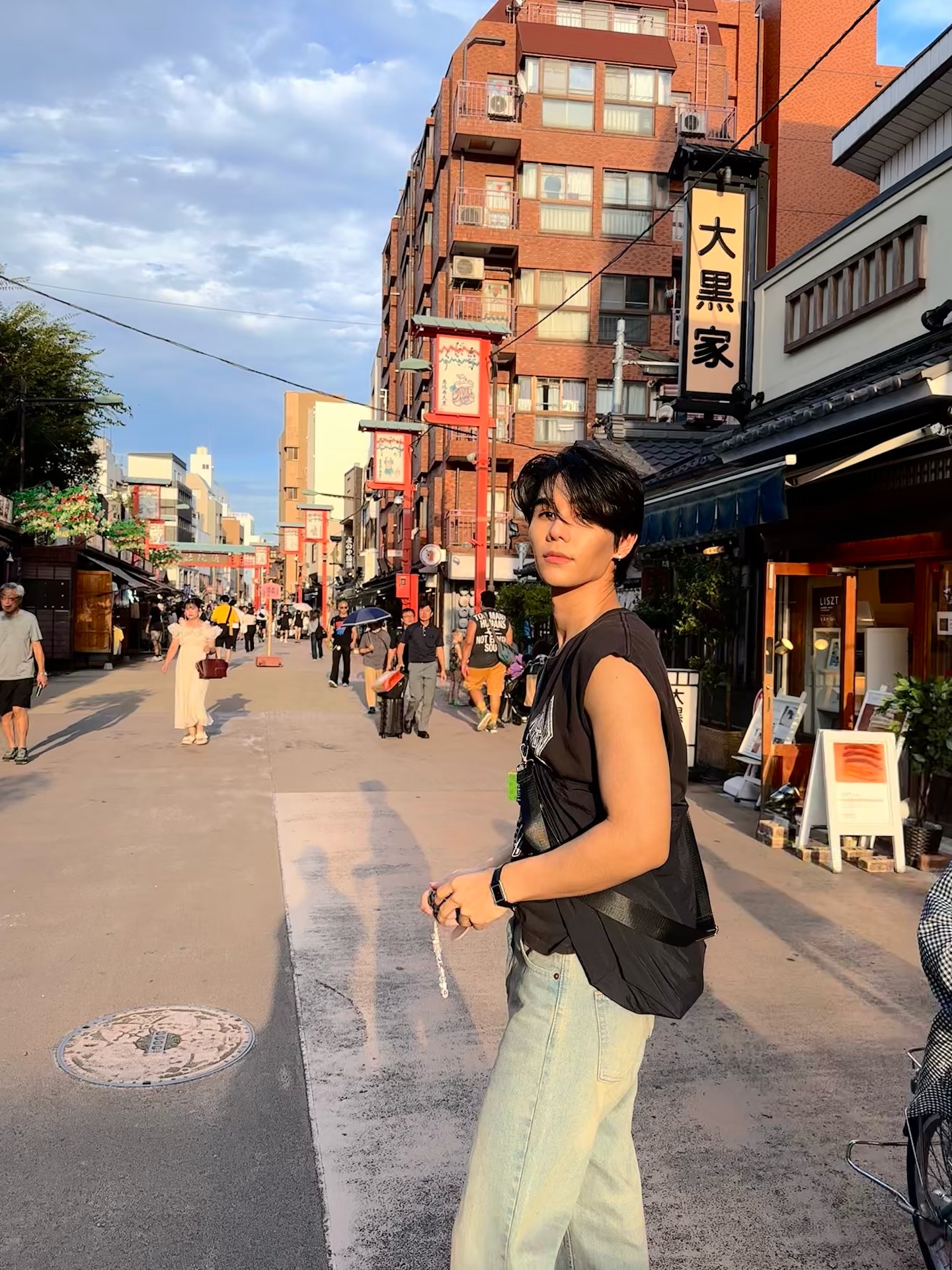 เจฟ - วรกมล ซาเตอร์