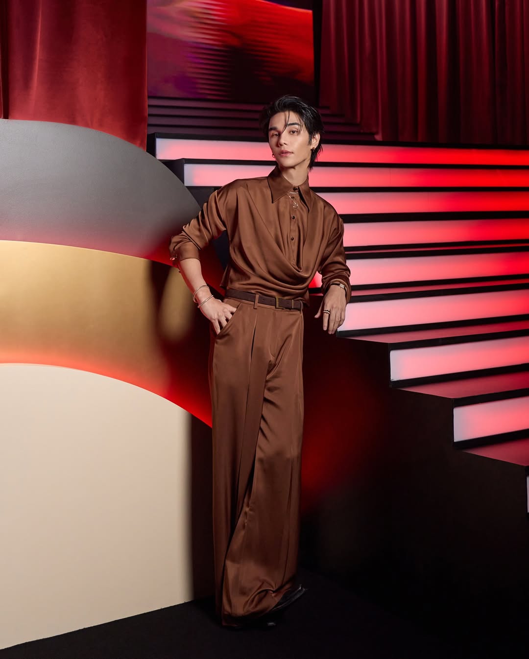 เจฟ - วรกมล ซาเตอร์