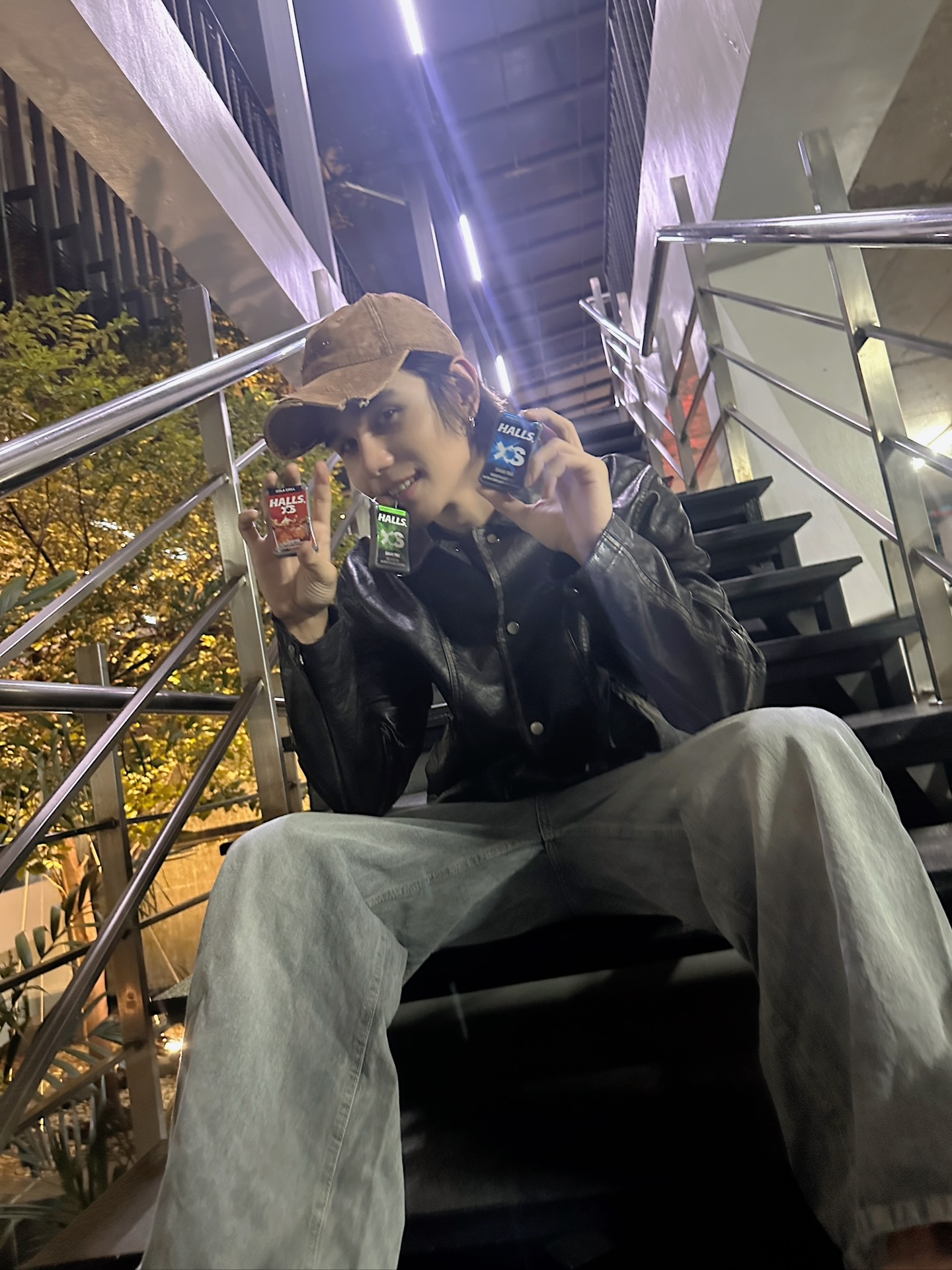 เจฟ - วรกมล ซาเตอร์