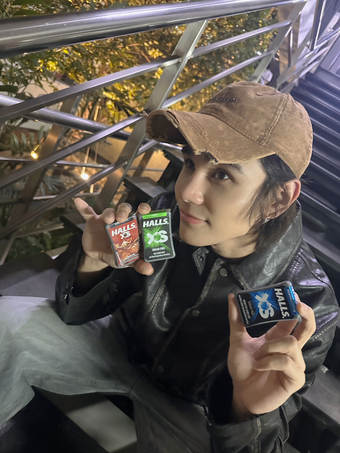 เจฟ - วรกมล ซาเตอร์