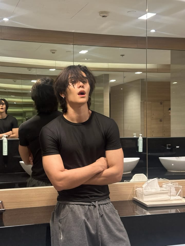 เจฟ - วรกมล ซาเตอร์