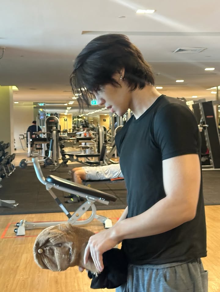 เจฟ - วรกมล ซาเตอร์