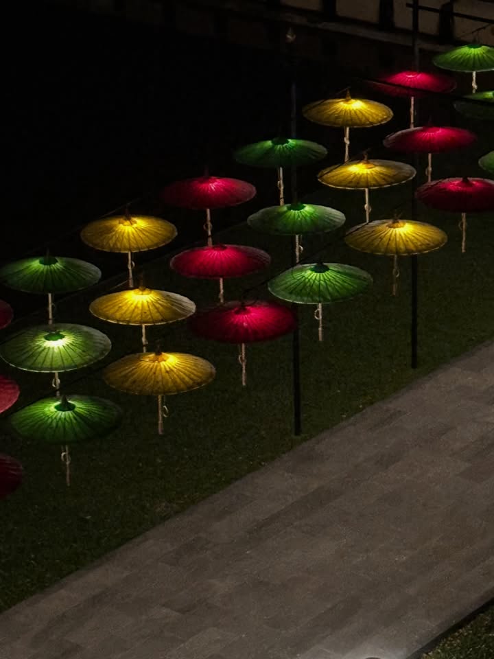 เจฟ - วรกมล ซาเตอร์