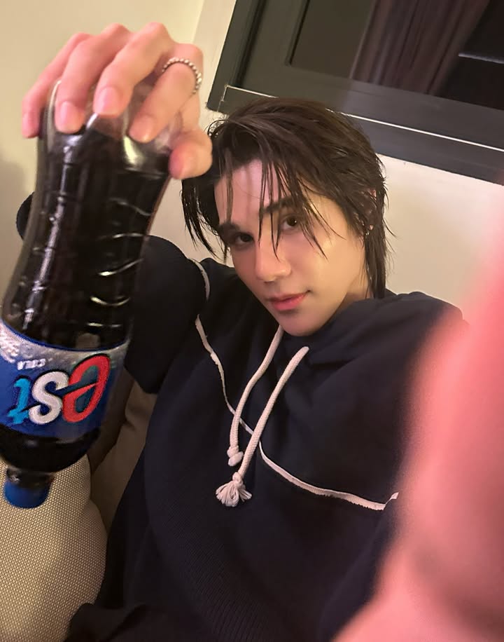 เจฟ - วรกมล ซาเตอร์