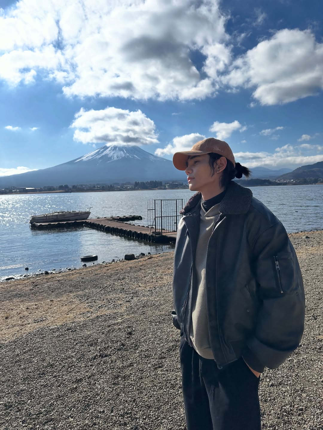 เจฟ - วรกมล ซาเตอร์