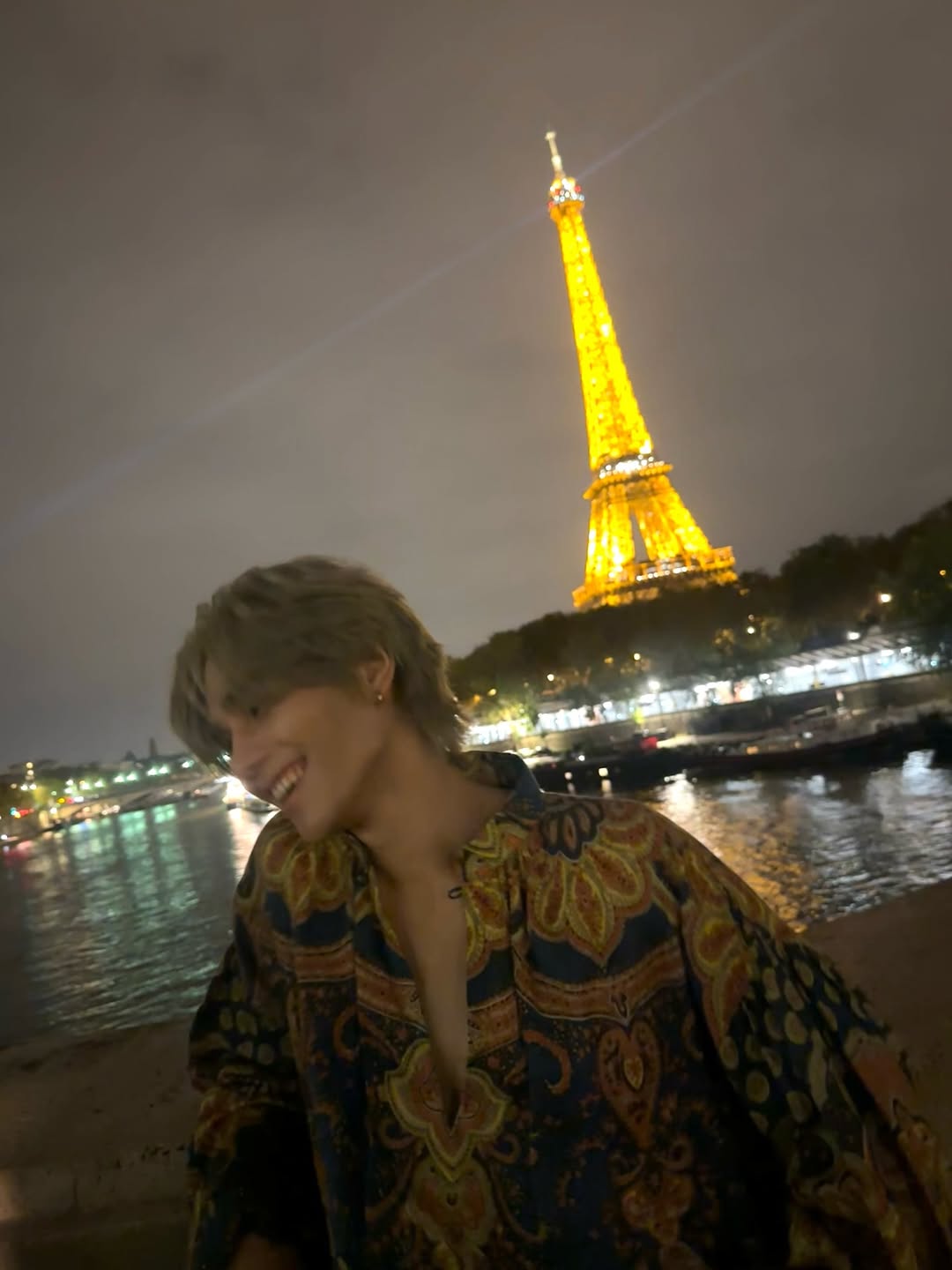 เจฟ - วรกมล ซาเตอร์