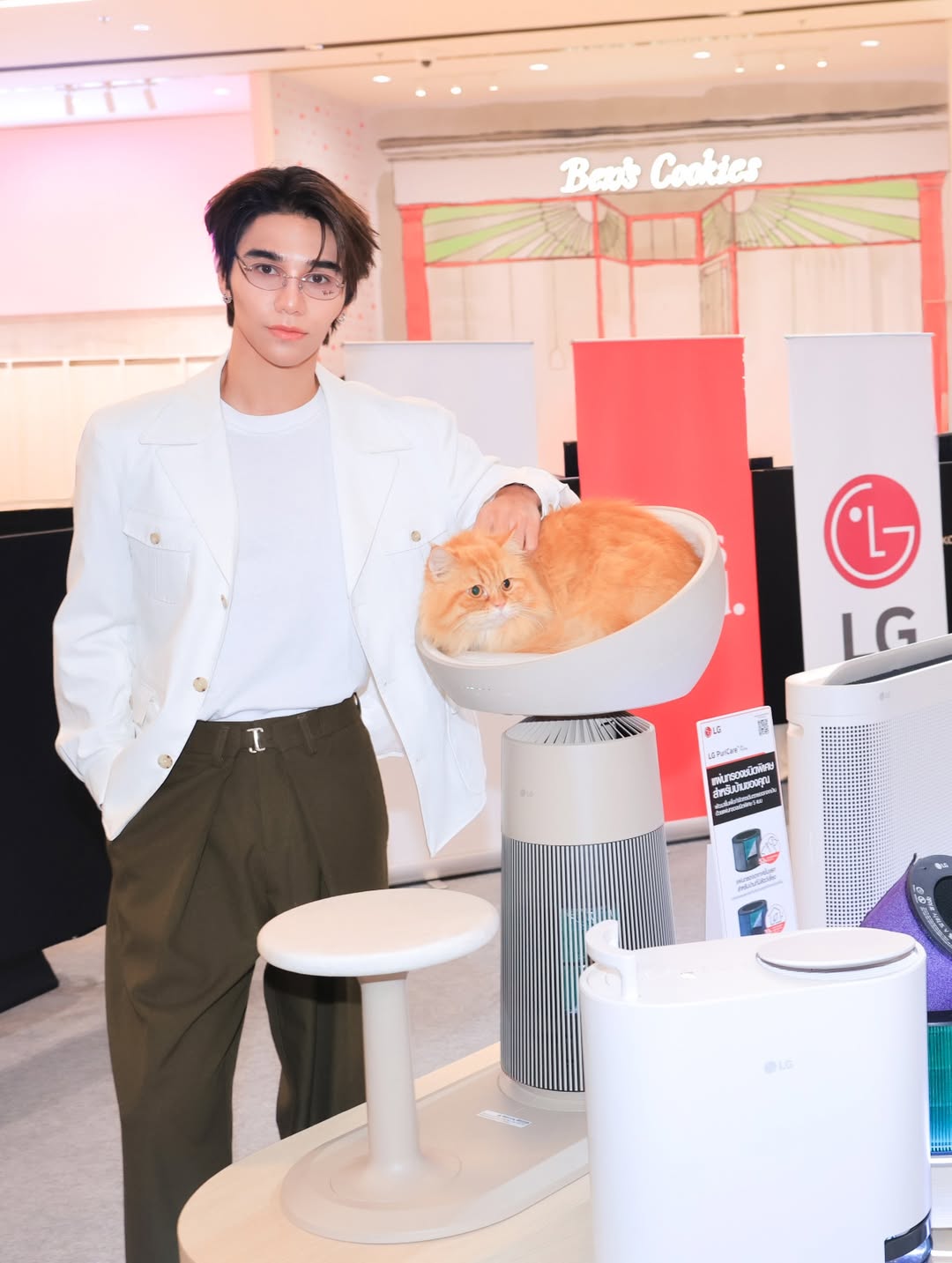 เจฟ - วรกมล ซาเตอร์