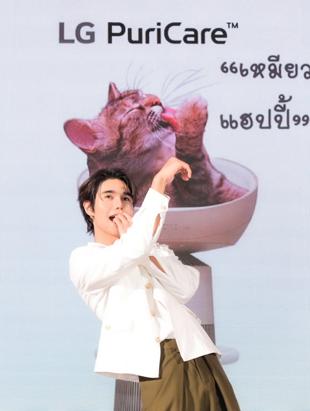 เจฟ - วรกมล ซาเตอร์