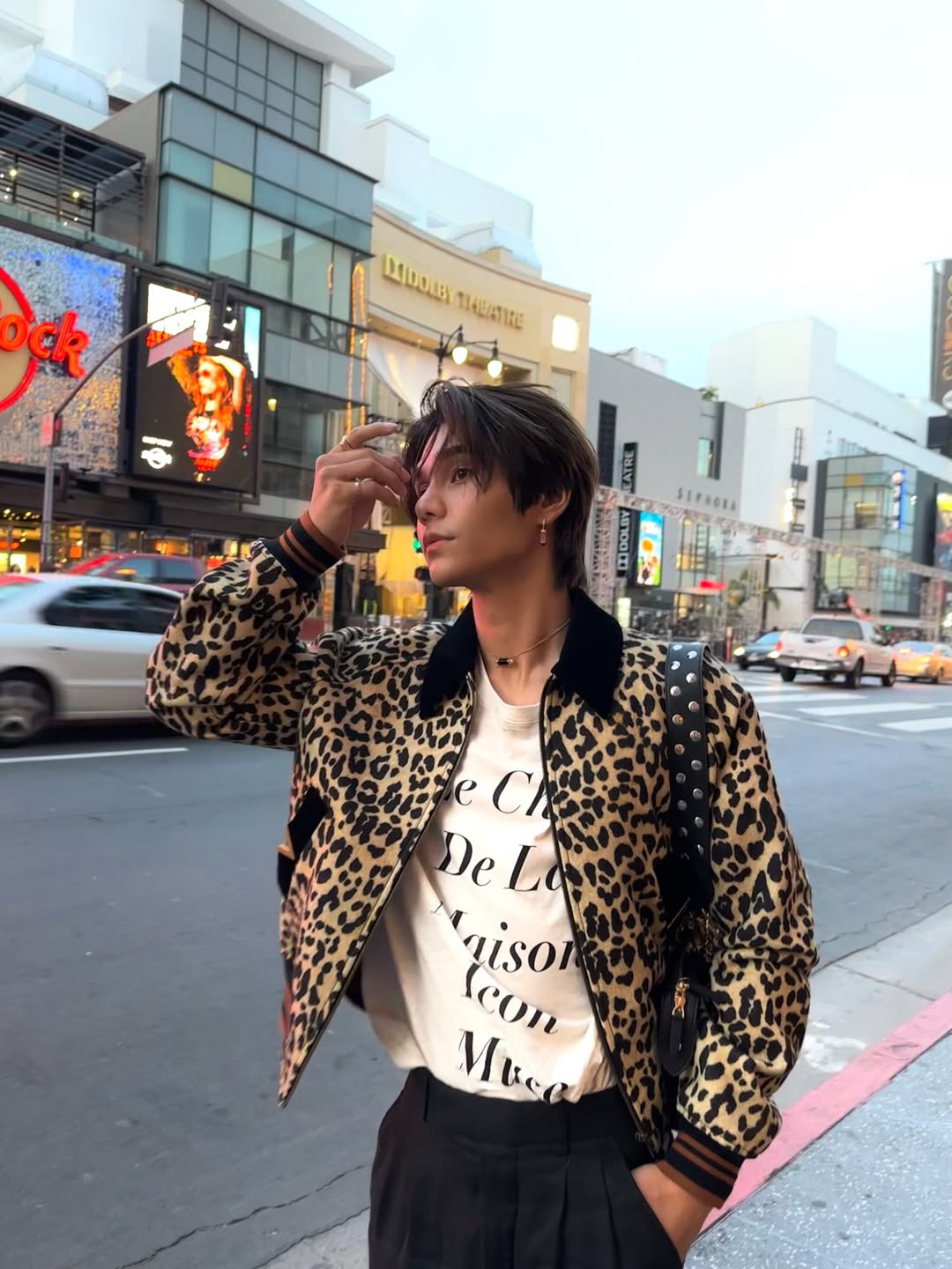 เจฟ - วรกมล ซาเตอร์