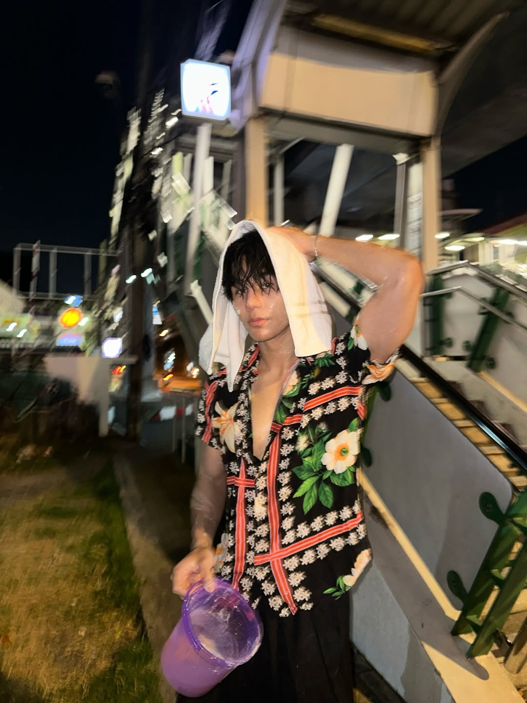 เจฟ - วรกมล ซาเตอร์