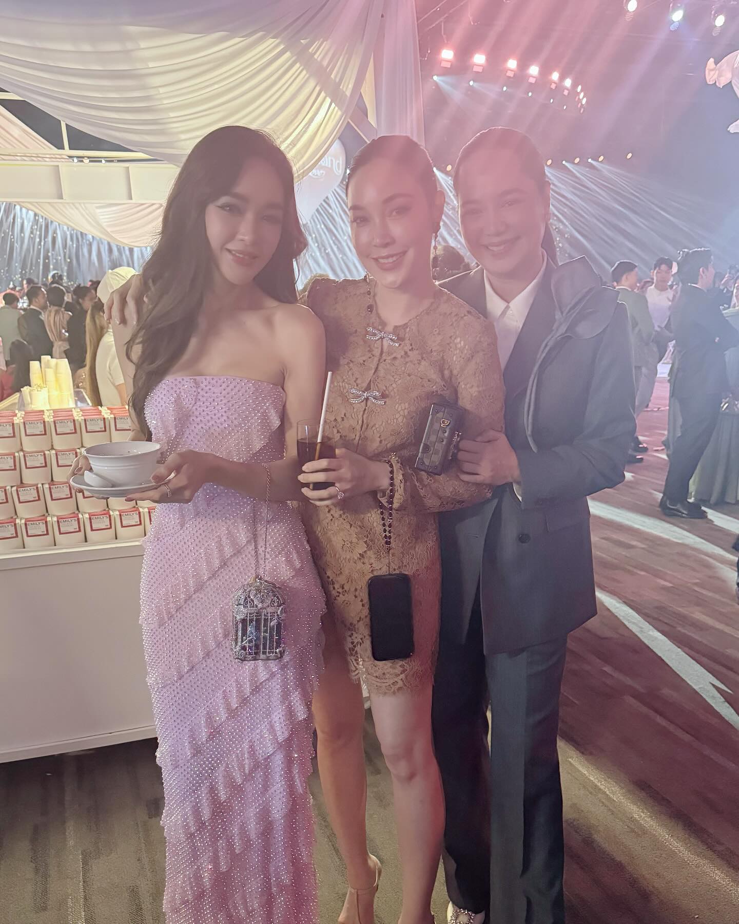 เป้ย - ปานวาด เหมมณี