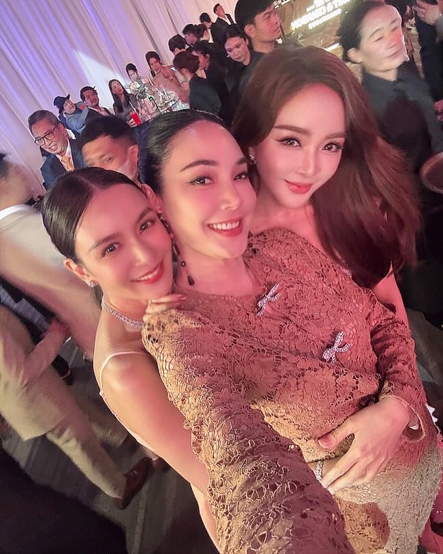 เป้ย - ปานวาด เหมมณี