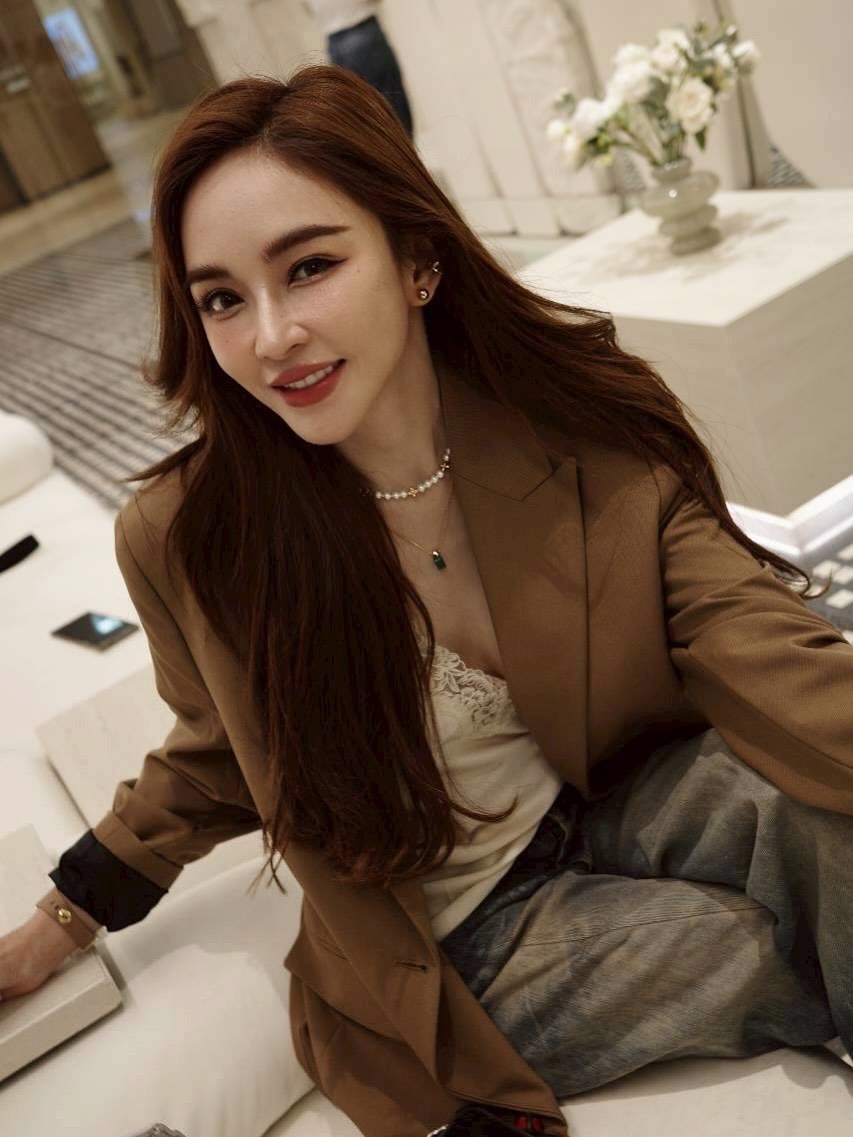 เป้ย - ปานวาด เหมมณี