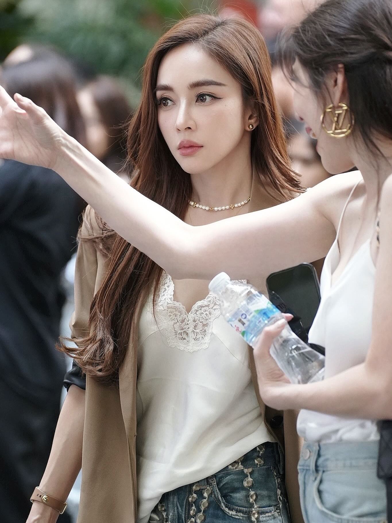 เป้ย - ปานวาด เหมมณี