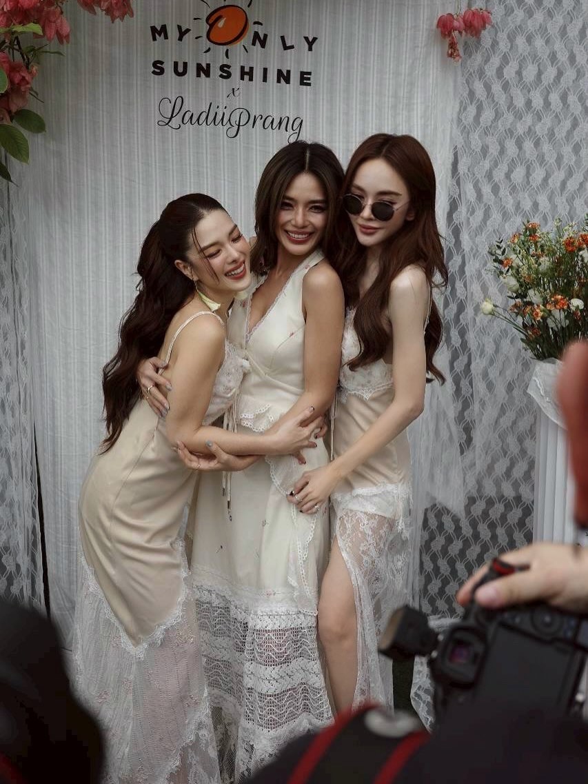 เป้ย - ปานวาด เหมมณี