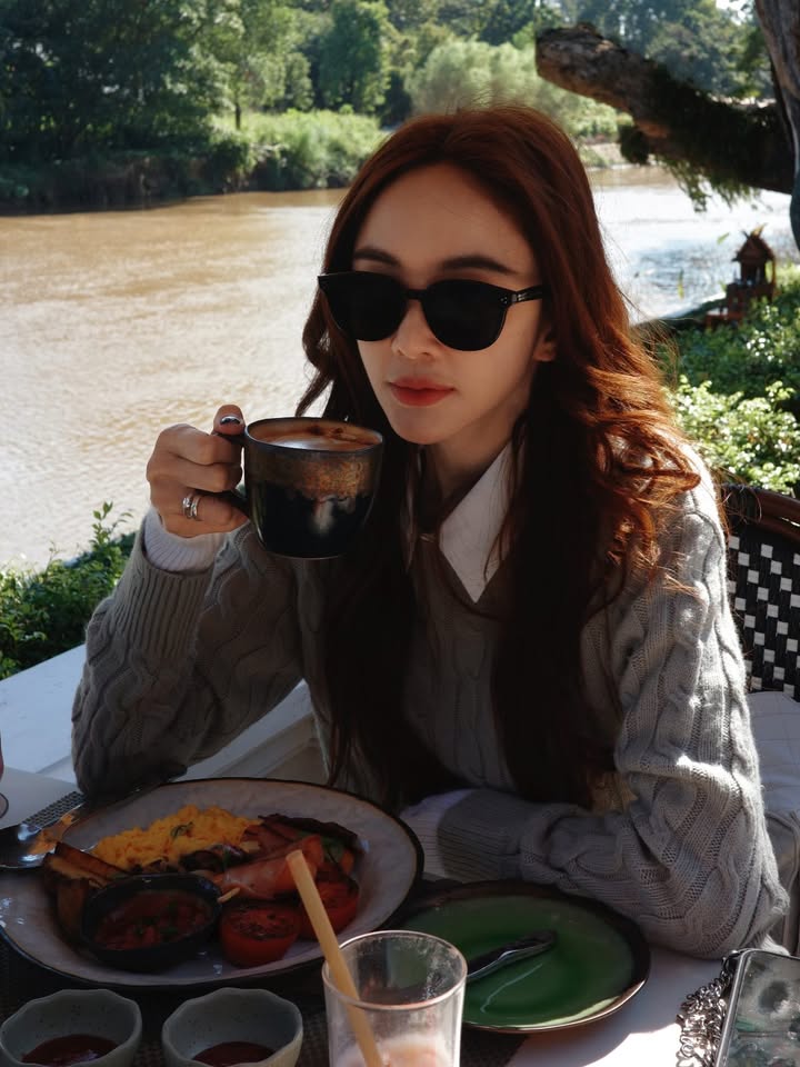 เป้ย - ปานวาด เหมมณี