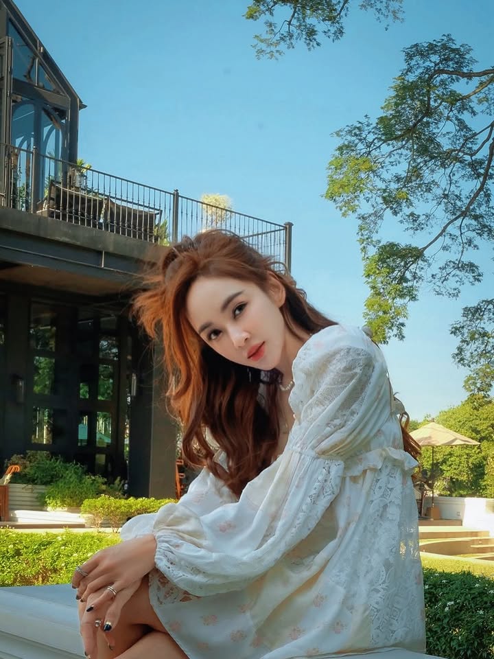 เป้ย - ปานวาด เหมมณี