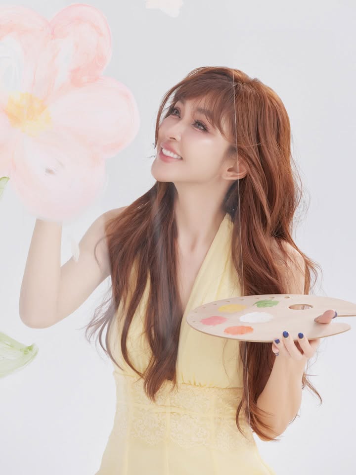 เป้ย - ปานวาด เหมมณี