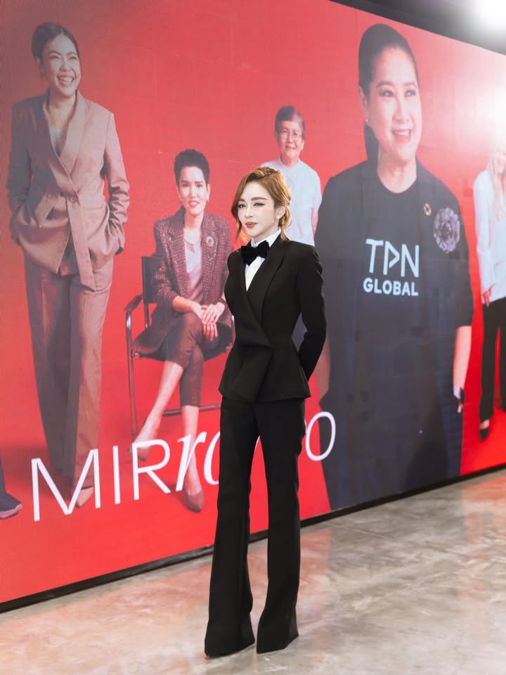 เป้ย - ปานวาด เหมมณี