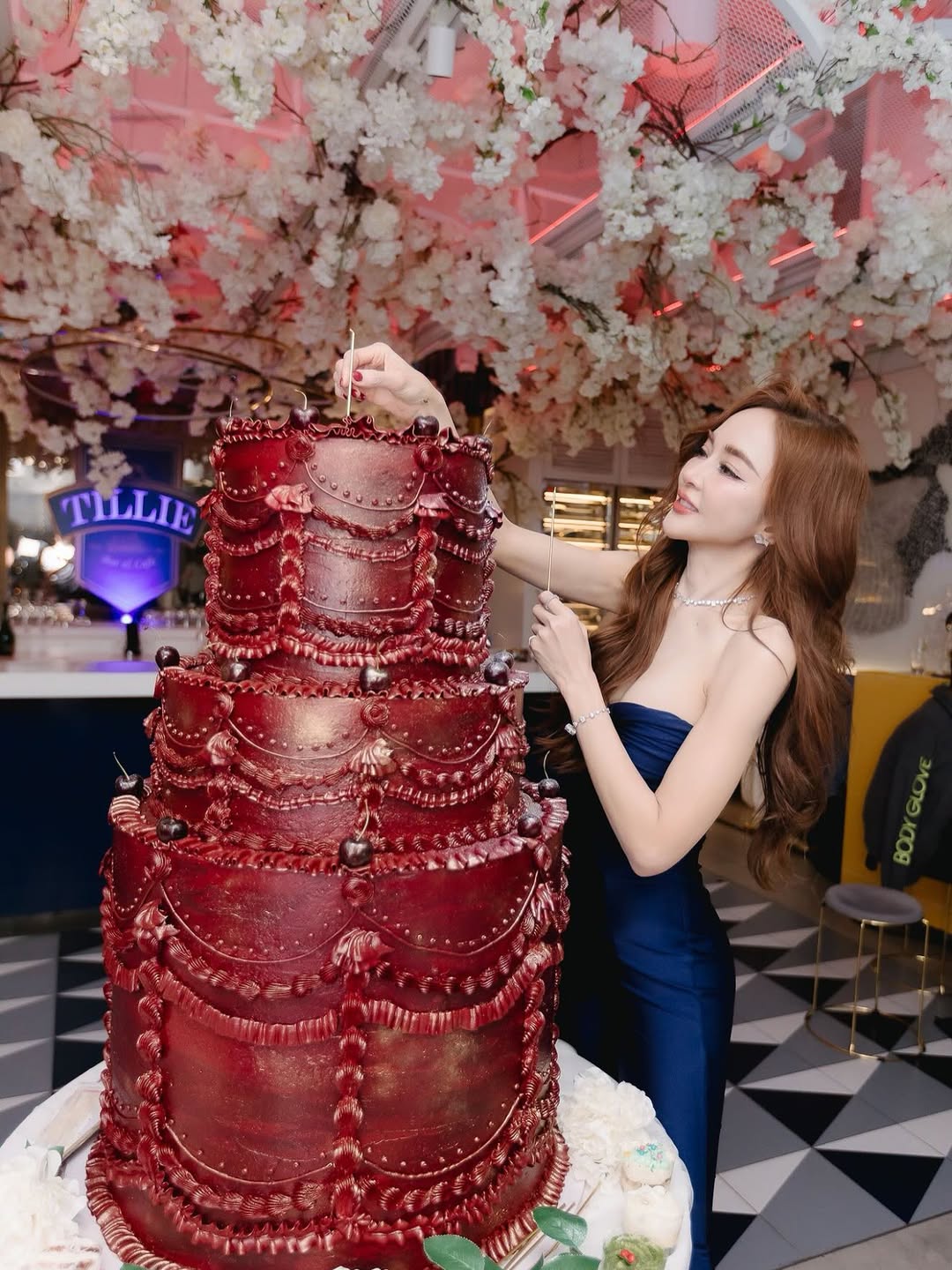 เป้ย - ปานวาด เหมมณี