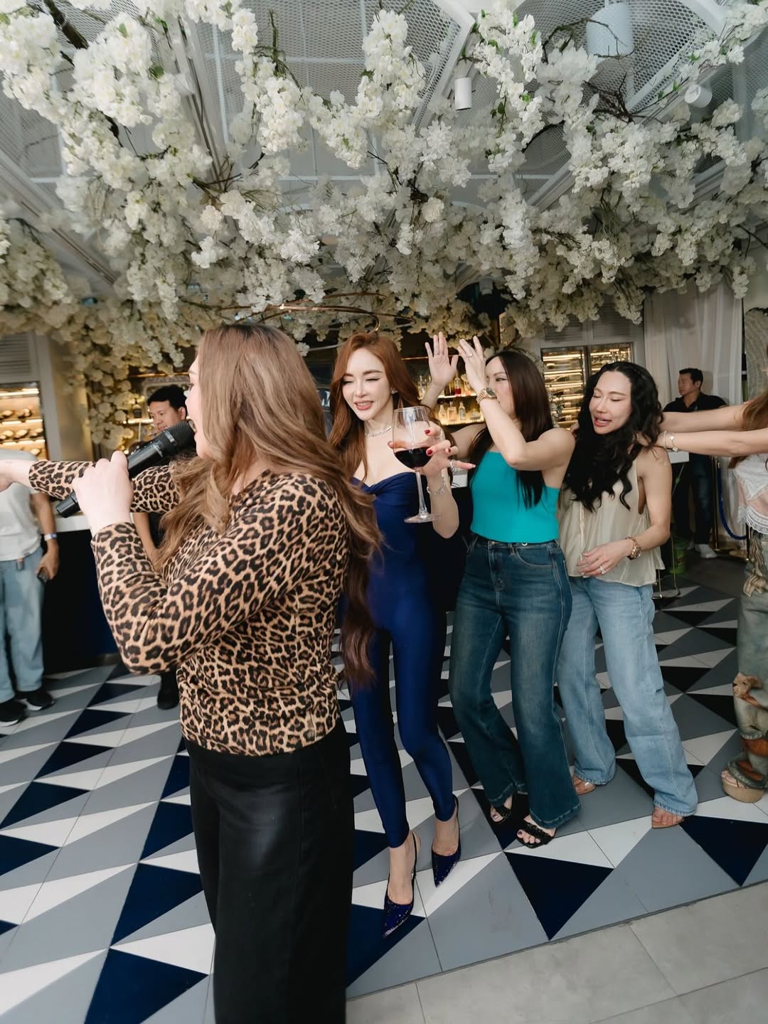 เป้ย - ปานวาด เหมมณี