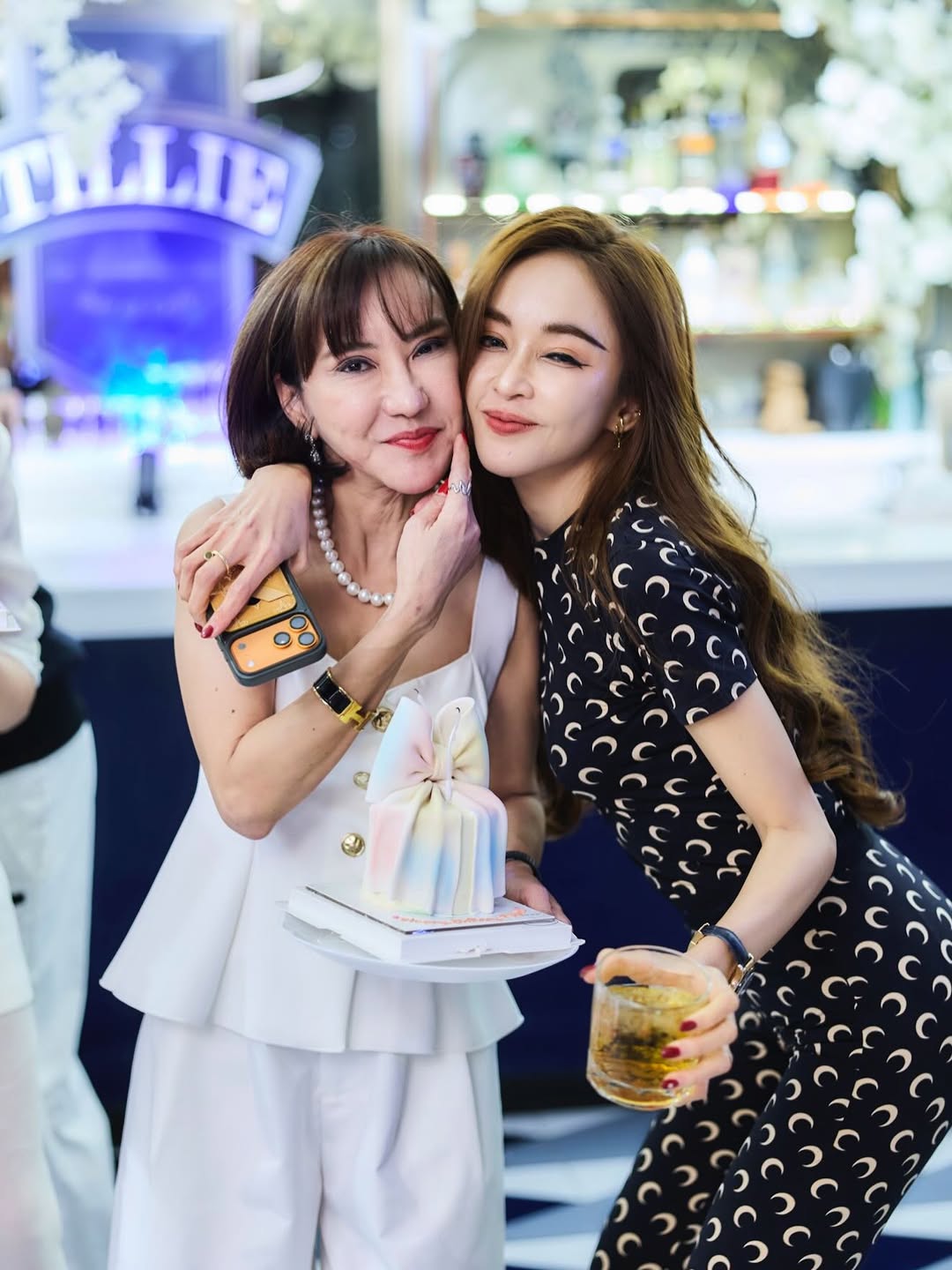 เป้ย - ปานวาด เหมมณี