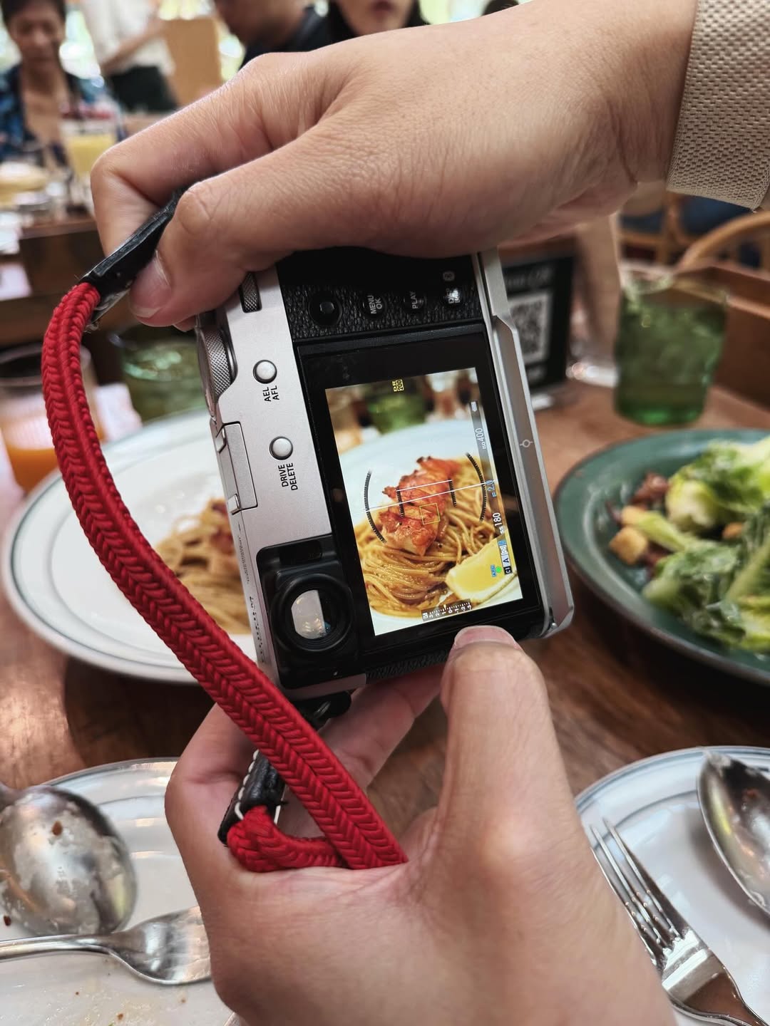 เป้ย - ปานวาด เหมมณี