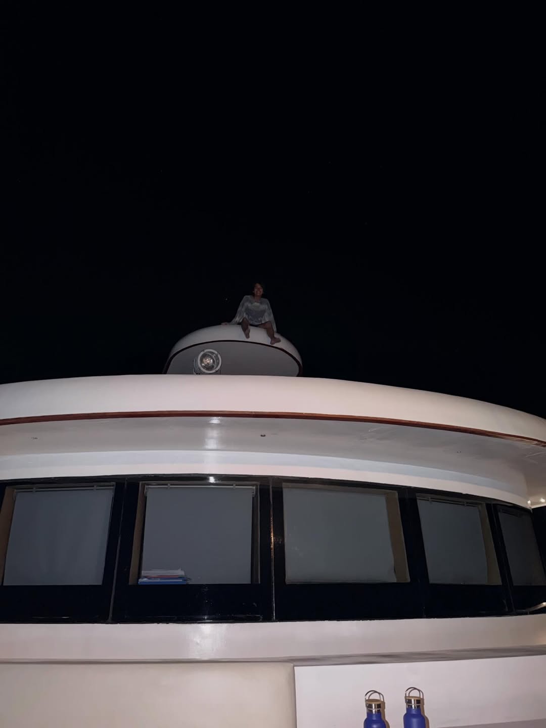 ต้นน้ำ - เปี่ยมชล ดำรงสุนทรชัย