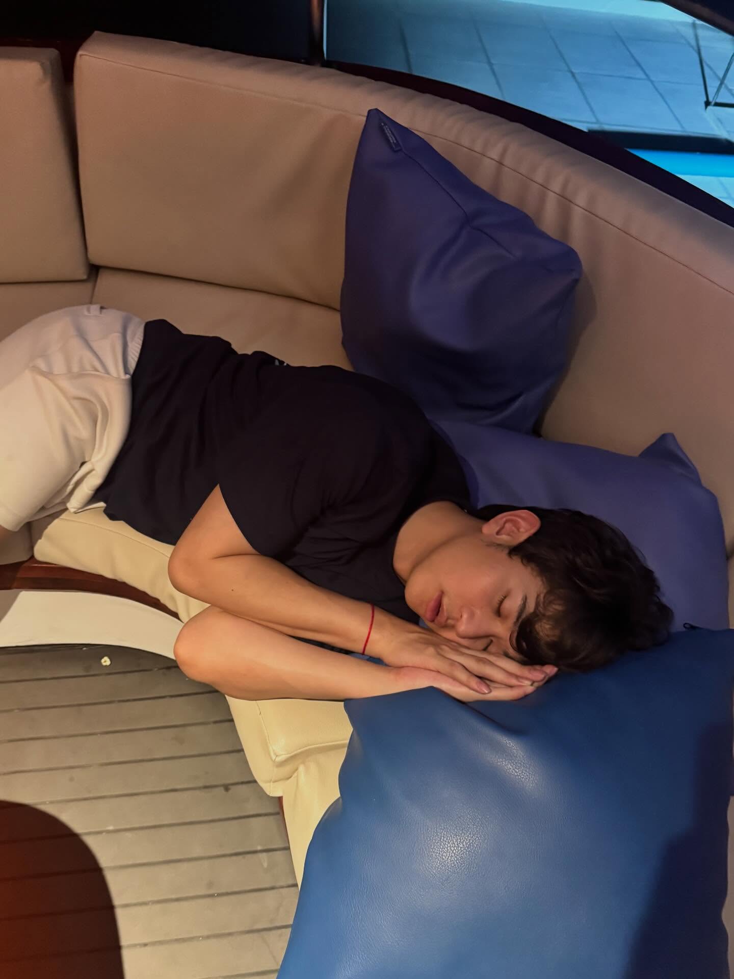 ต้นน้ำ - เปี่ยมชล ดำรงสุนทรชัย