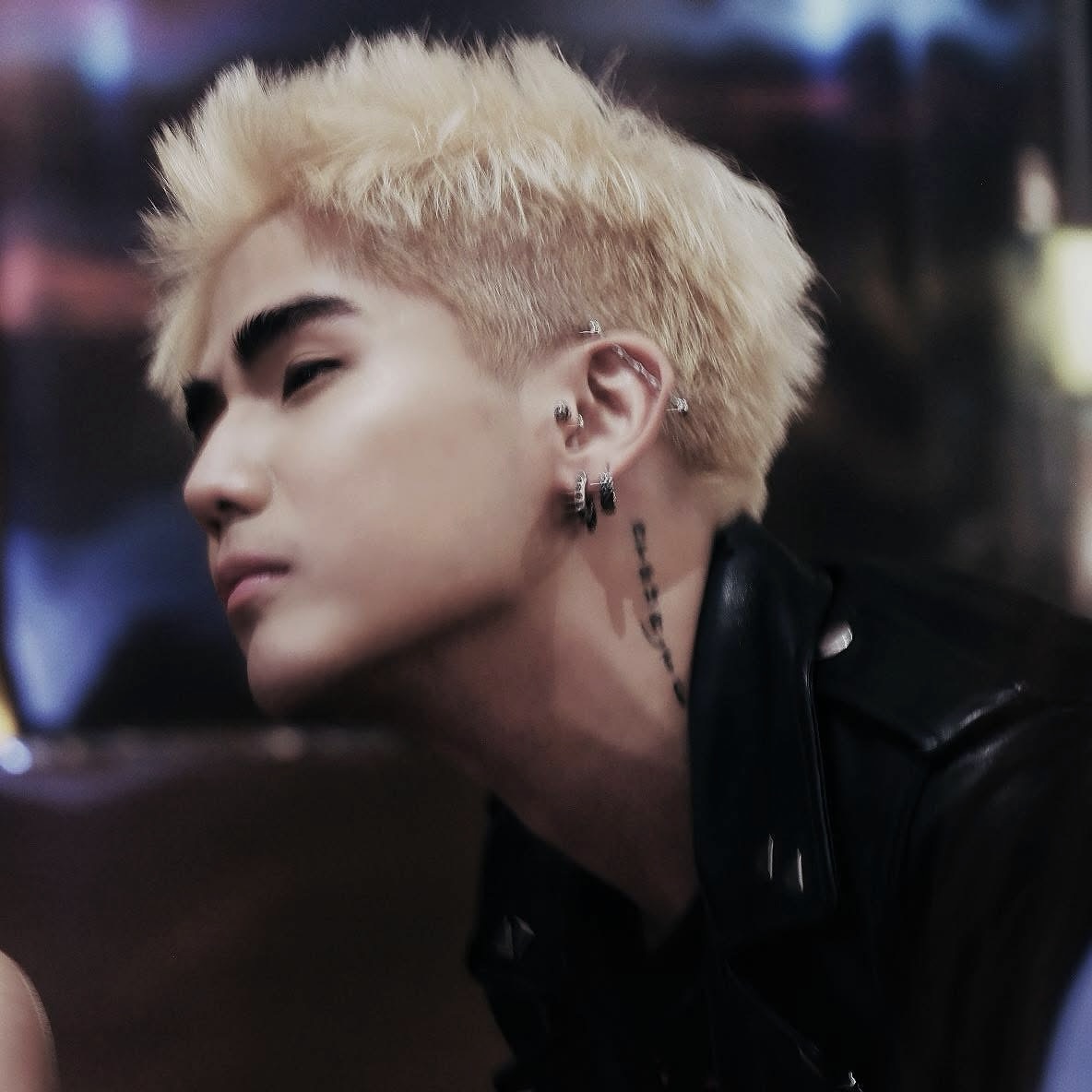 นิก - คุณาธิป ปิ่นประดับ