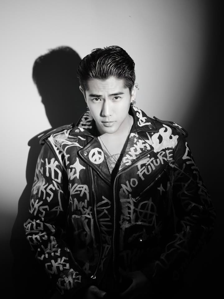 นิก - คุณาธิป ปิ่นประดับ