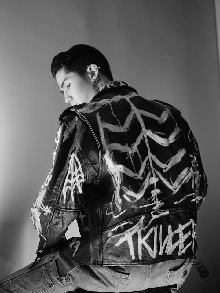 นิก - คุณาธิป ปิ่นประดับ