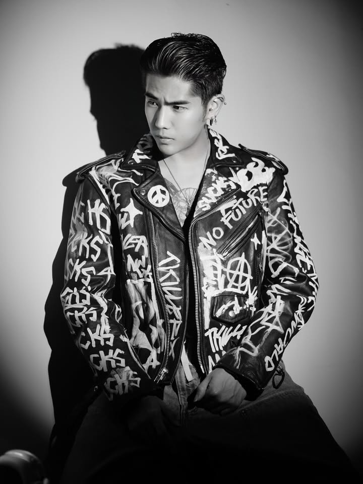 นิก - คุณาธิป ปิ่นประดับ