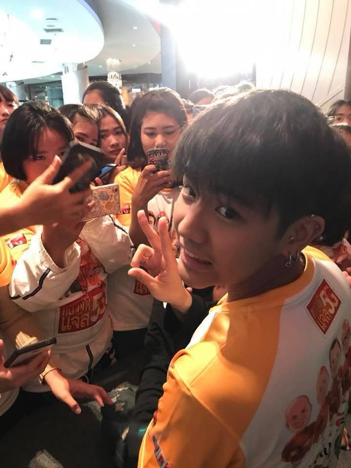 นิก - คุณาธิป ปิ่นประดับ