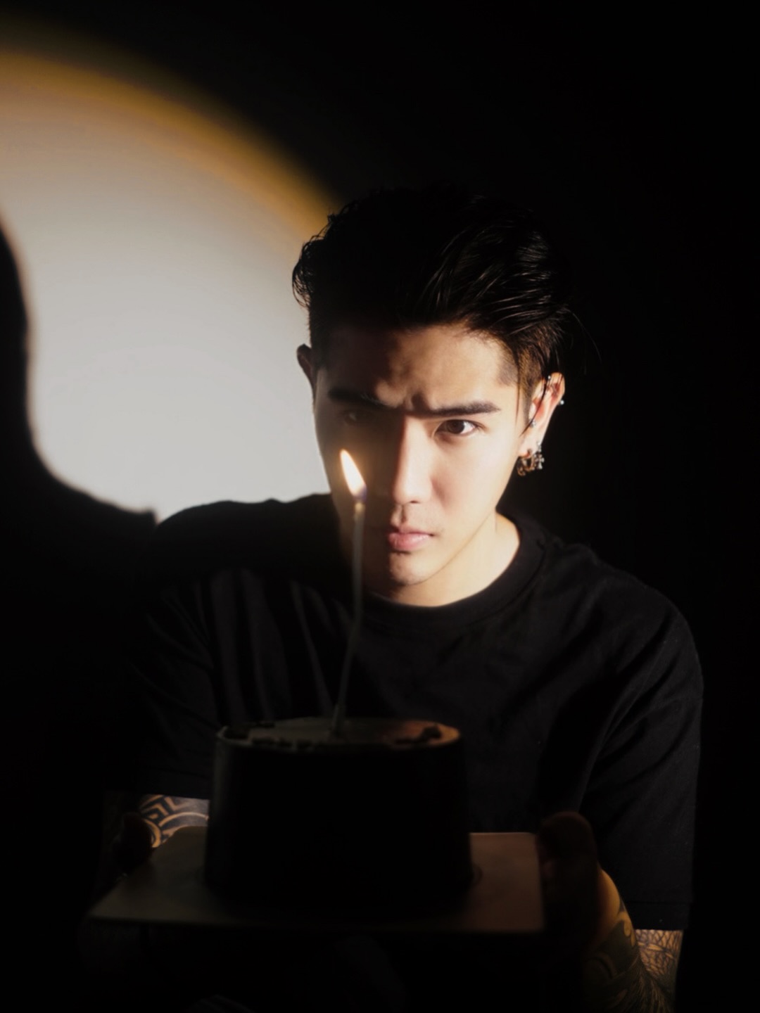 นิก - คุณาธิป ปิ่นประดับ