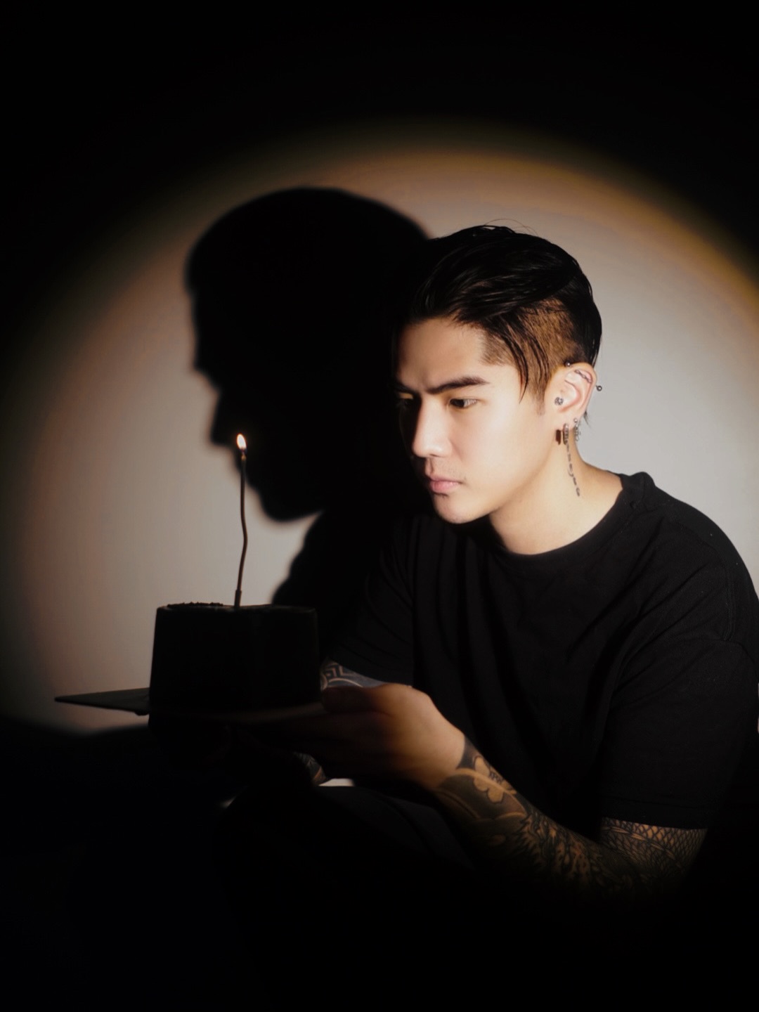 นิก - คุณาธิป ปิ่นประดับ