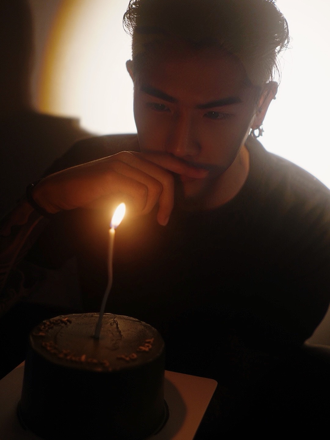 นิก - คุณาธิป ปิ่นประดับ