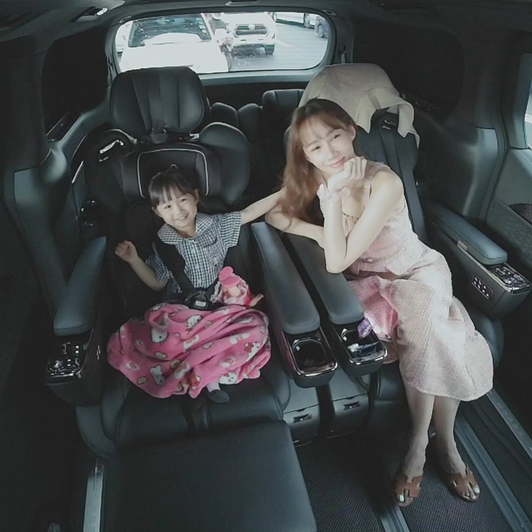 ตาล - กัญญา รัตนเพชร์