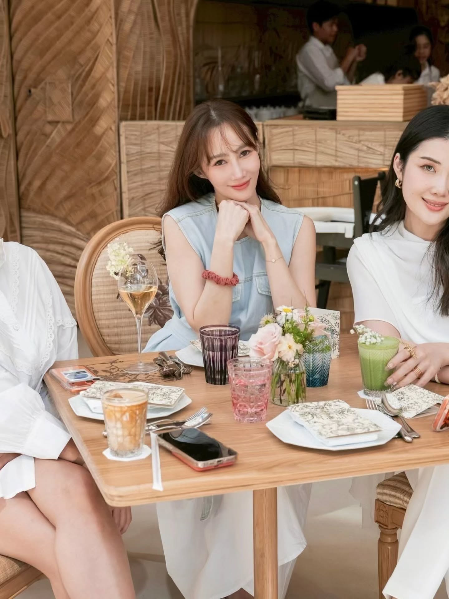 ตาล - กัญญา รัตนเพชร์