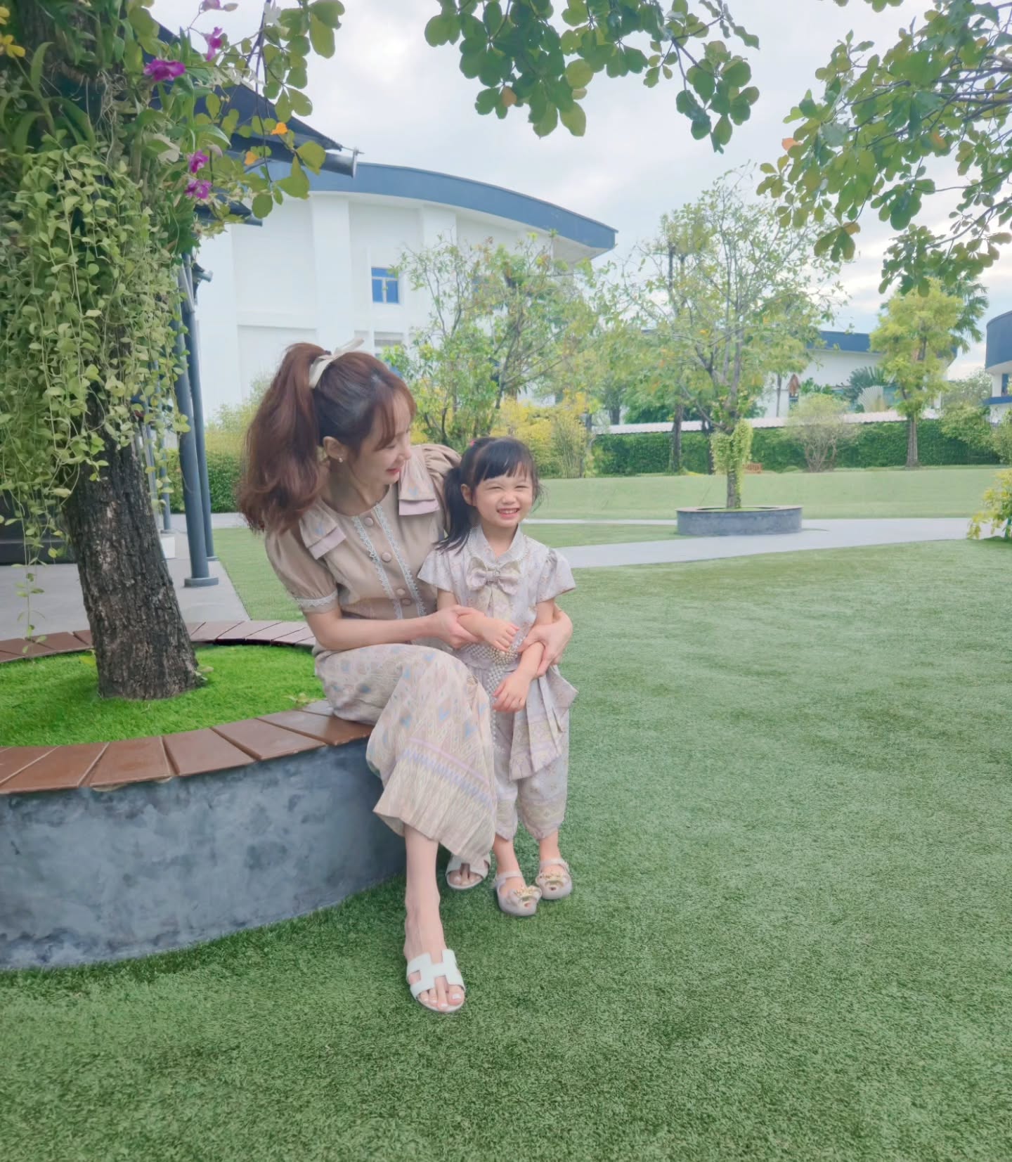 ตาล - กัญญา รัตนเพชร์