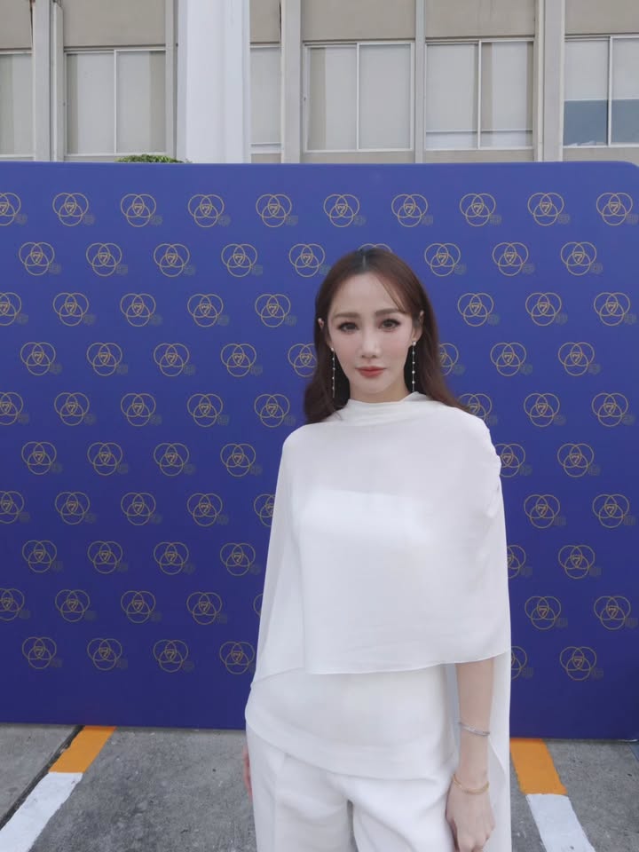 ตาล - กัญญา รัตนเพชร์