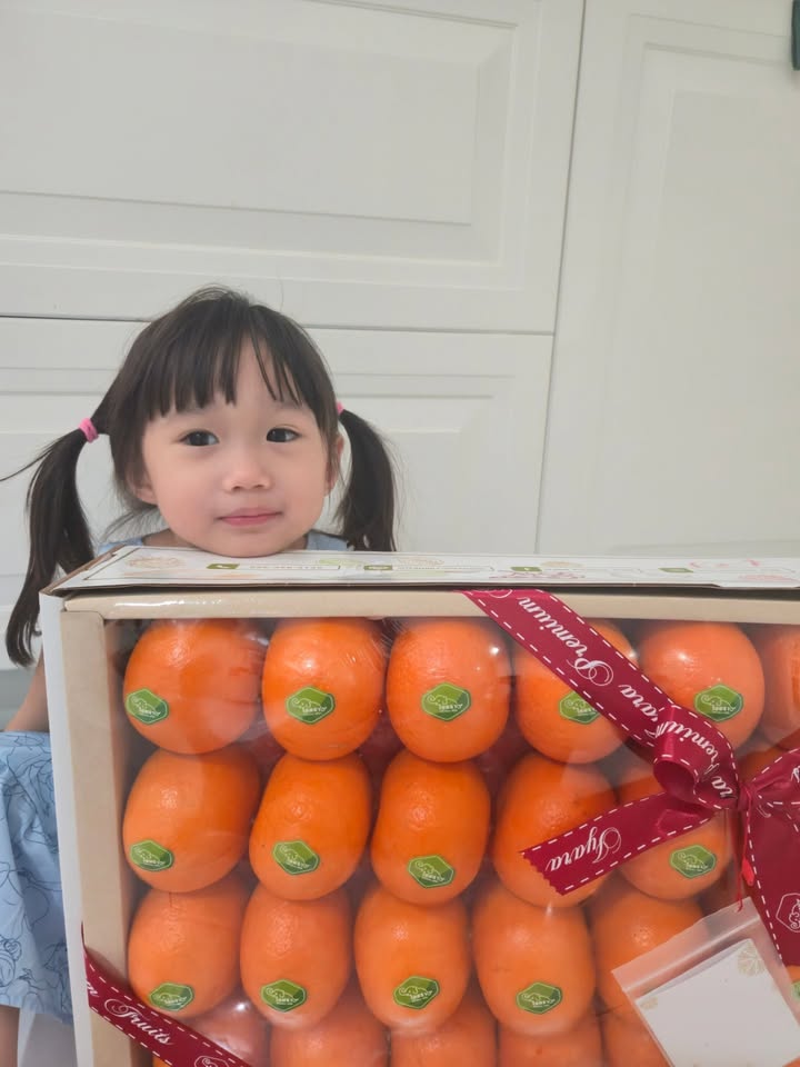 ตาล - กัญญา รัตนเพชร์